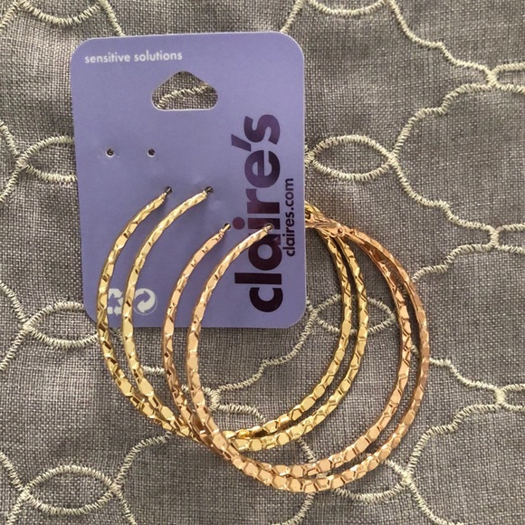 Claire’s Mixed Metal Textured Hoop Earrings - Picture 2 of 4